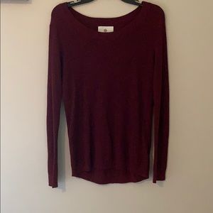 Maroon sweater